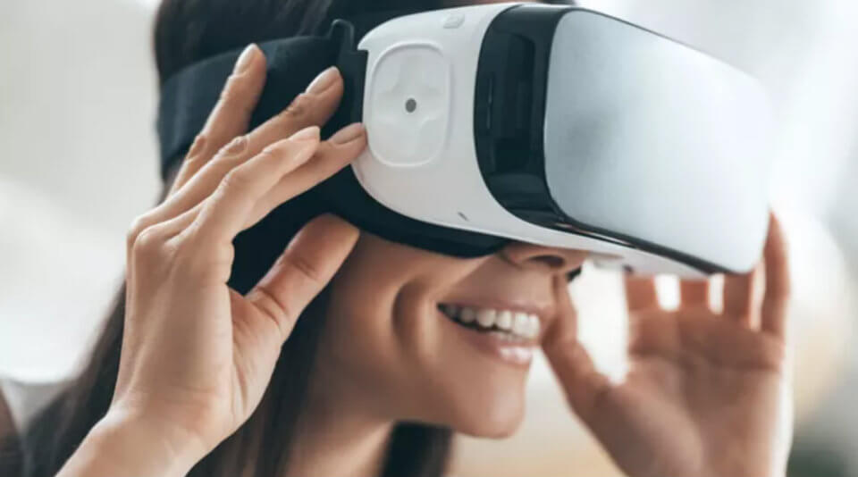 Virtual Reality Gives Job Candidates a Vivid Big Picture
