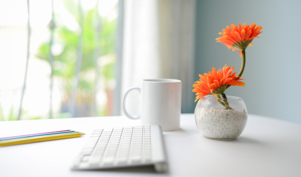 Employers: What are some simple ways you can help remote employees feel connected? Check these ideas from Social Flowers CEO, Brian Gomes